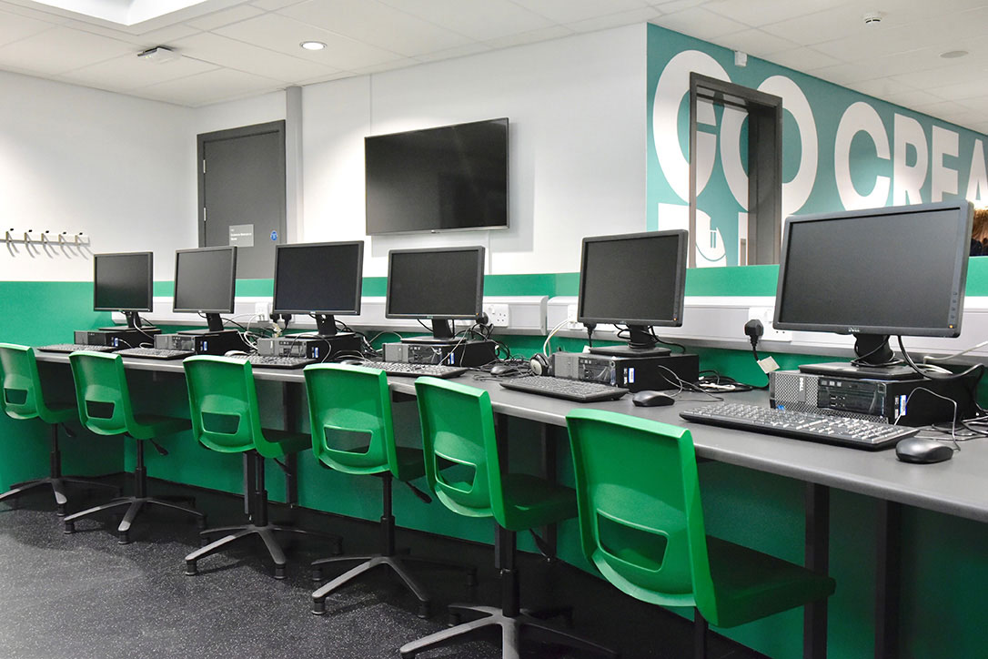 Arvalee School & Resource Centre, photo 1